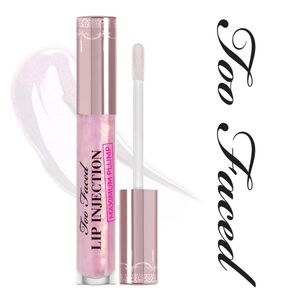 TOO FACED- Lip Injection Maximum Plump Extra Strength Lip Plumper Gloss